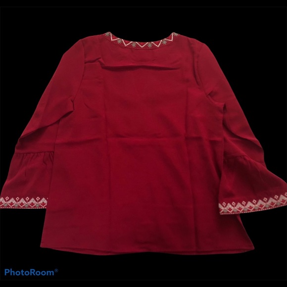 ✨HPX6 ♥️ 1 Small LEFT • Deep Red Embroidered Boho V-neck Top - Picture 10 of 11